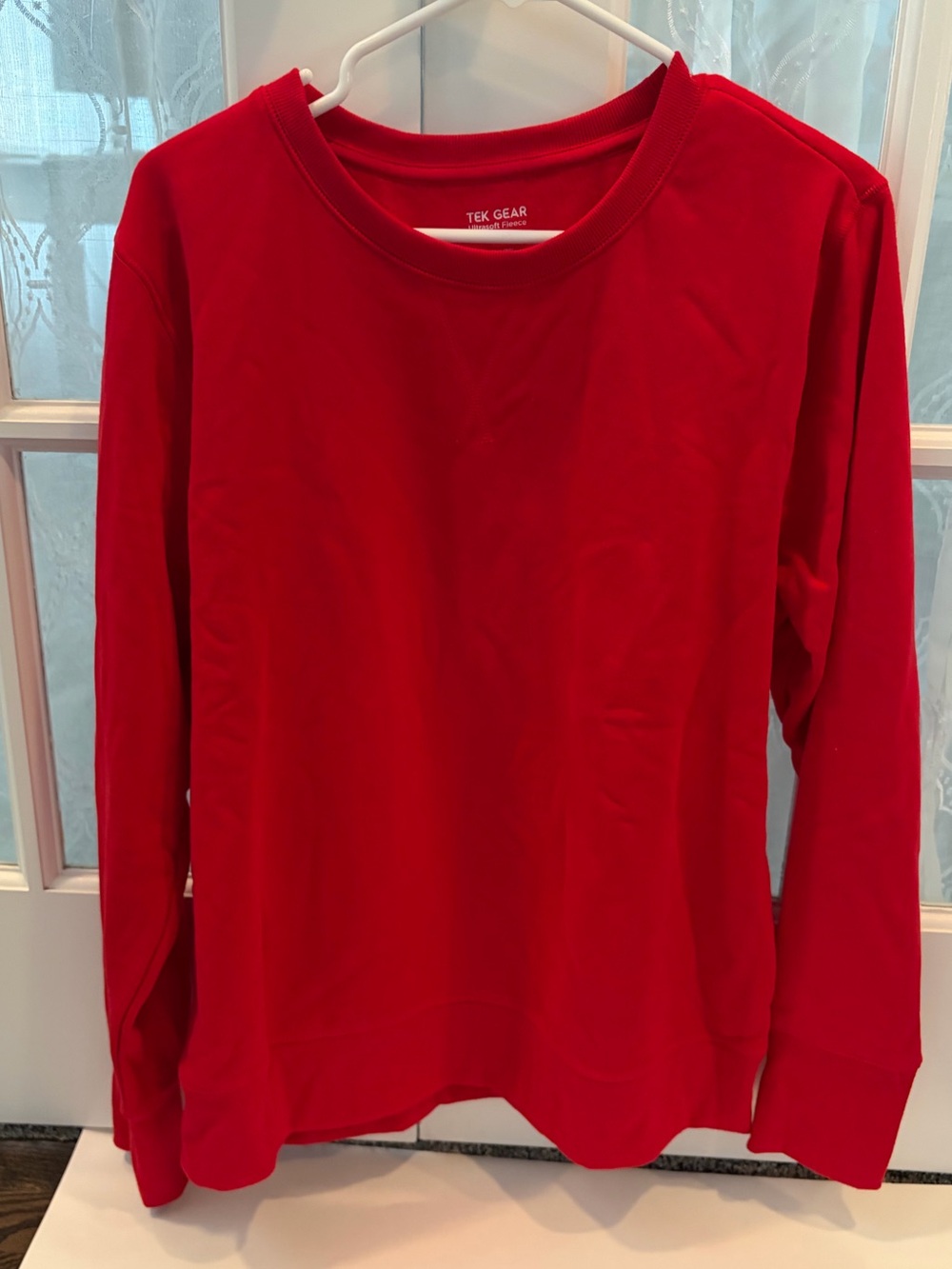 tek gear Women's Bright Red Fleece Cozy Crewneck Pullover size XL excellent cond